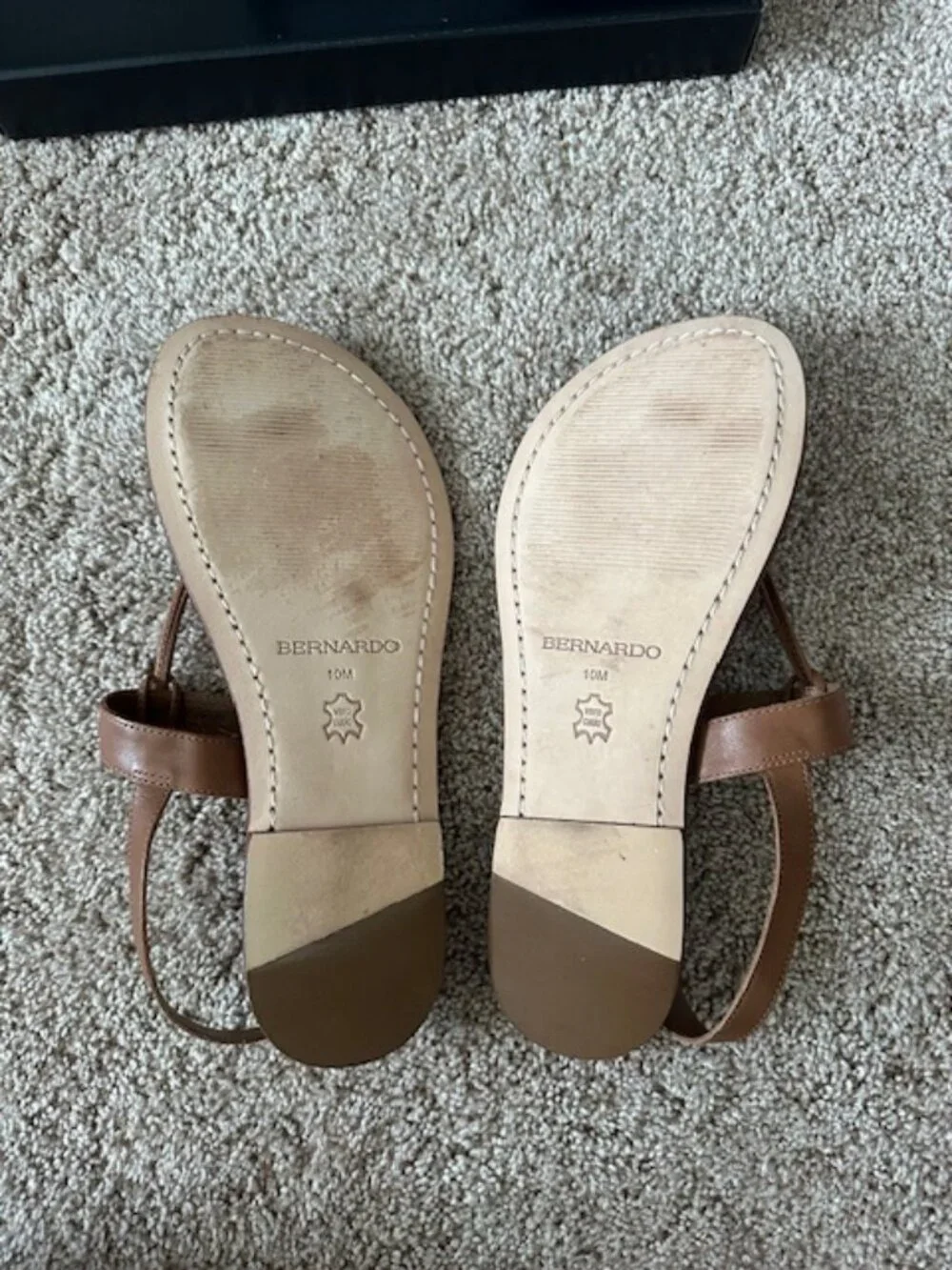 Bernardo Maverick 2 Luggage Antique Calf Color Sandals Size 10M